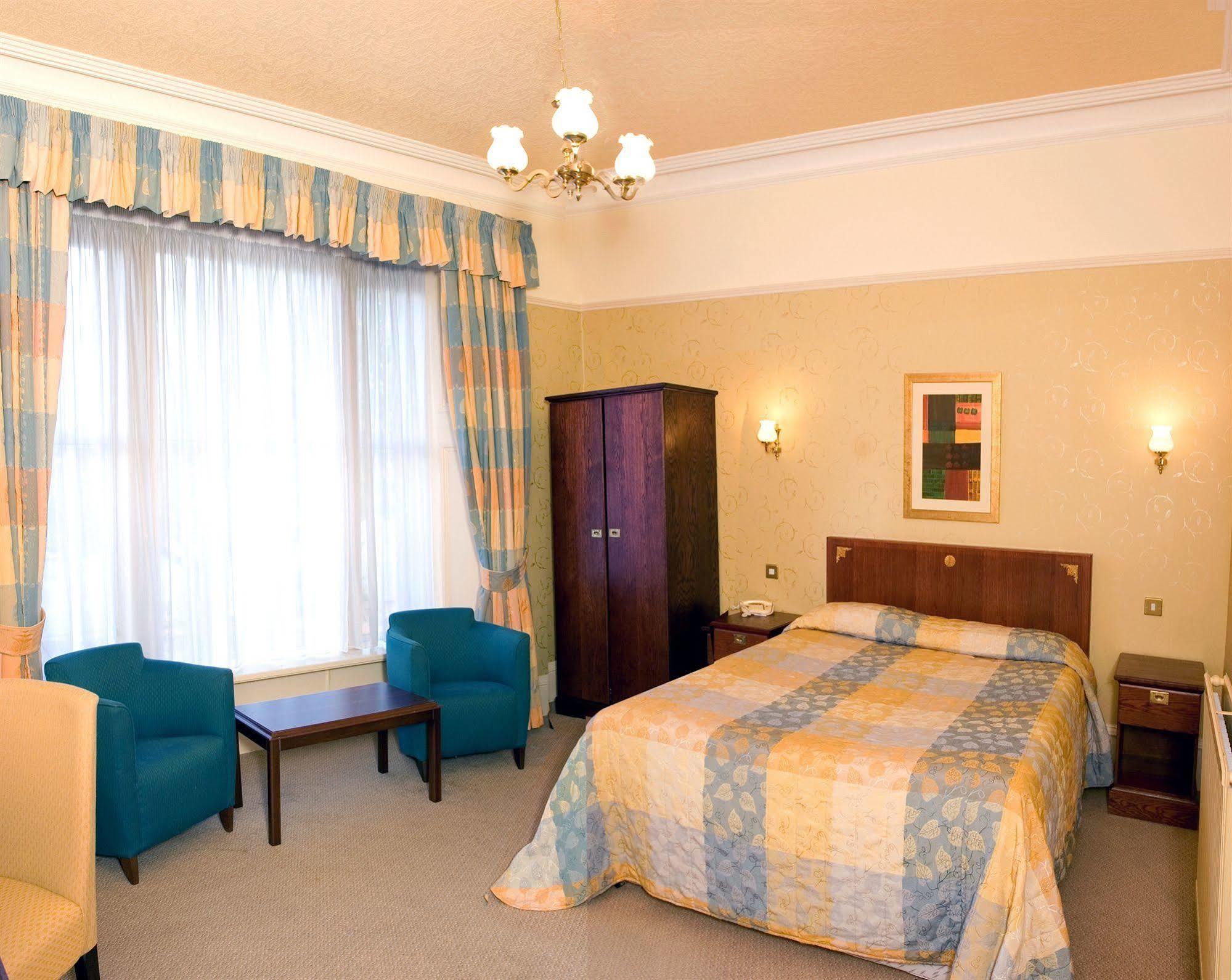 דומפריס Cairndale Hotel & Spa מראה חיצוני תמונה
